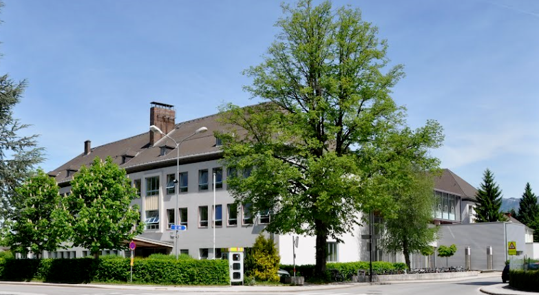 Bilder Mittelschule Hallein Burgfried